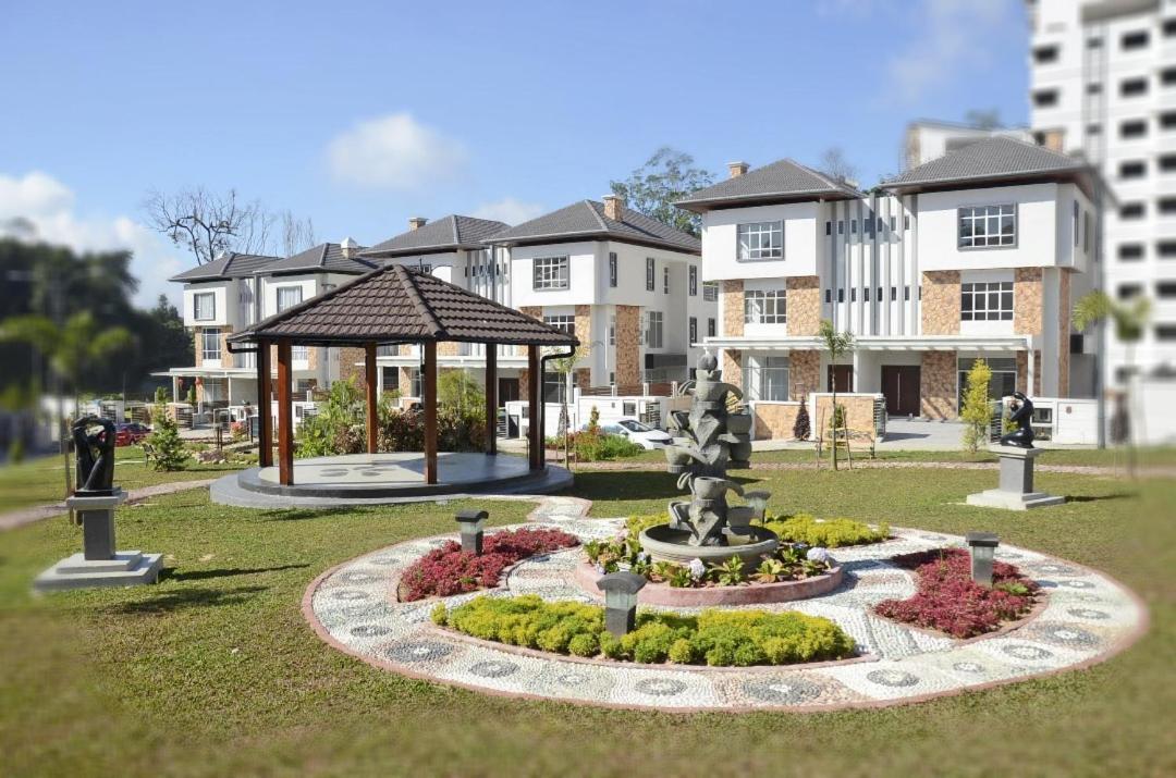 Zinnia Tanah Rata Villa *